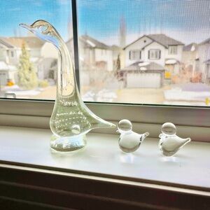 Vintage Mama Goose with 2 babies Murano glass